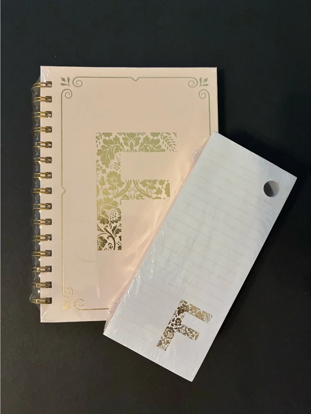 Monogram F stationery set
